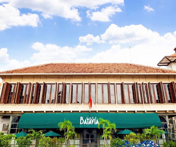 Cafe Batavia Coconuts Directory